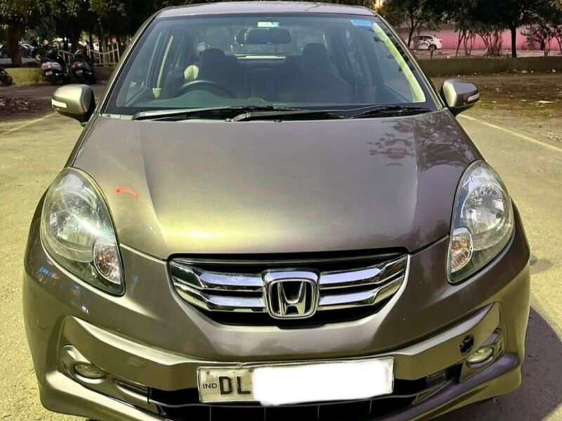 2014 Amaze Automatic Petrol Top Model For Sale in Delhi