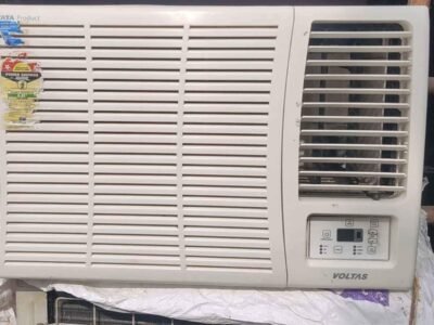 Voltas window AC 1.5 ton for sale, 3 star 3 year old for sale