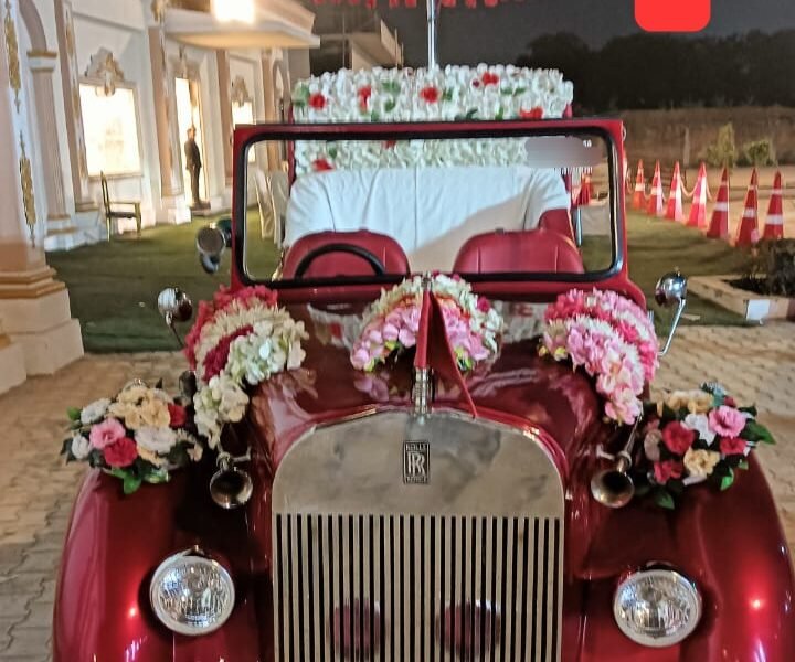 Vintage Car Rental for Weddings in Lucknow | Safe Rent A Car